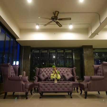 Green Garden Place Удонтхані Екстер'єр фото
